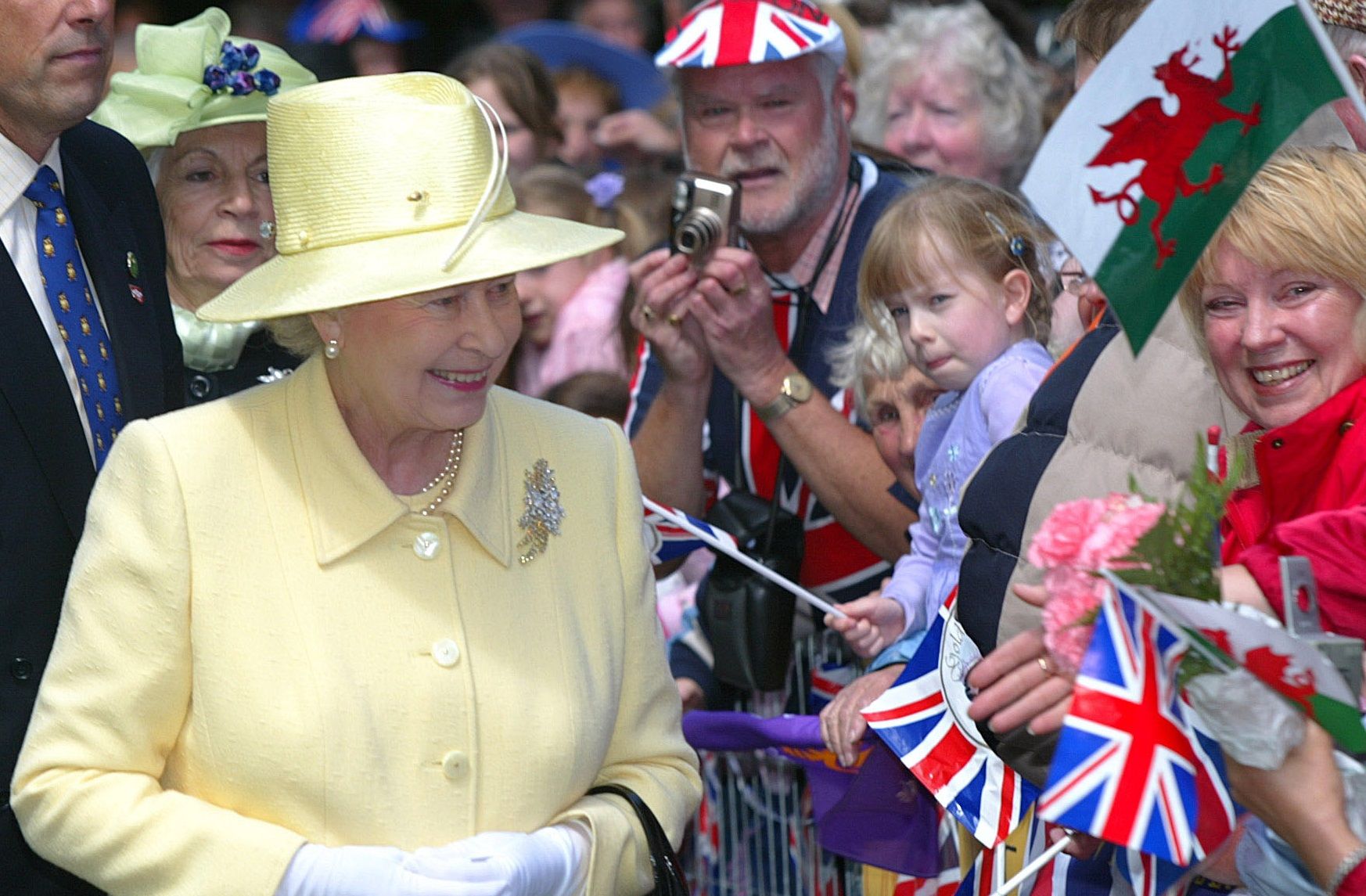 "Thank you for your service and dedication": Denbighshire pays tribute to the Queen