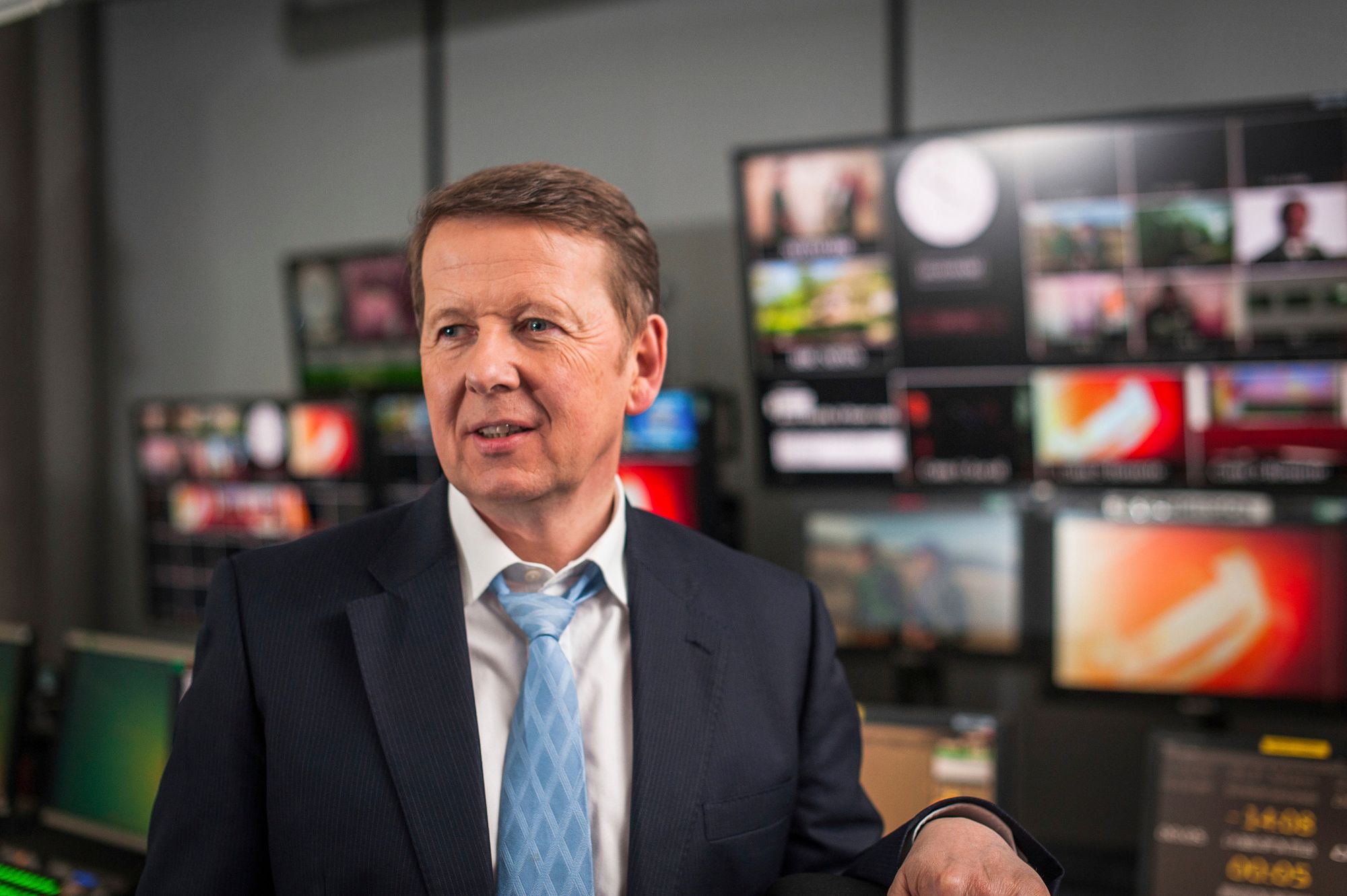 Tributes pour in for 'generous' BBC broadcaster Bill Turnbull