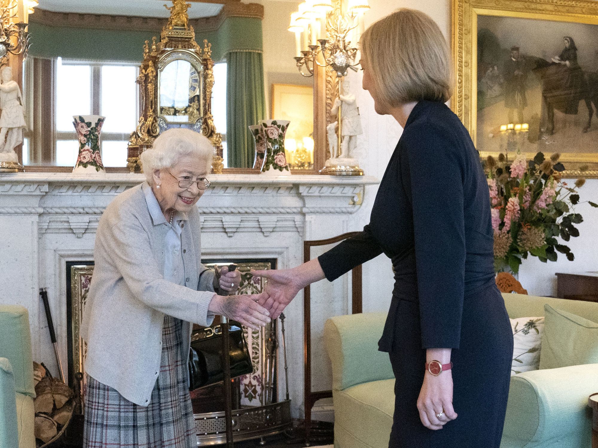 Liz Truss officially becomes Prime Minister after meeting Queen at Balmoral