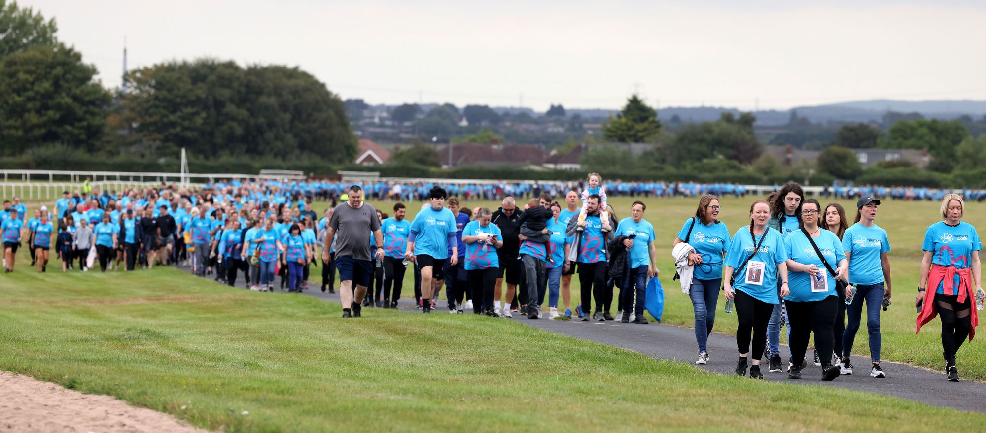 Liverpool 'Memory Walk' fundraisers turn Aintree blue for Alzheimer's charity