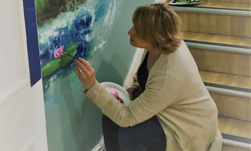 'Homely' murals brighten up Braintree accommodation