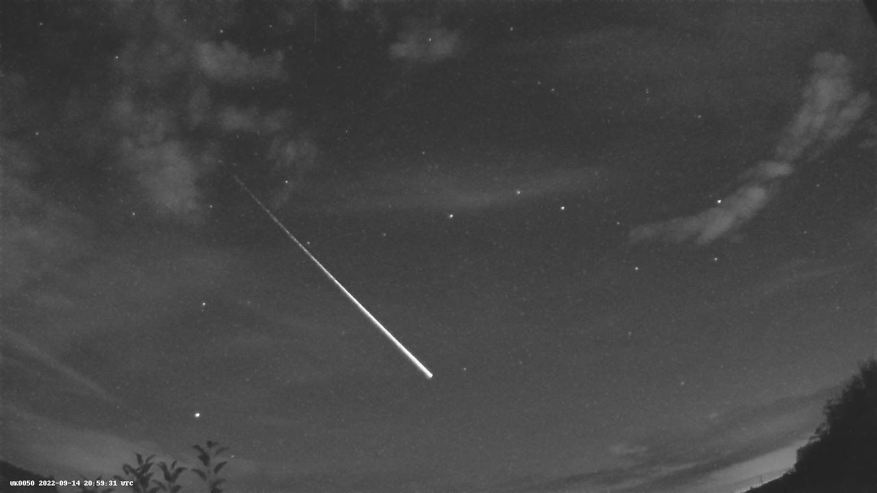 Over 200 reports of mysterious 'fireball' in sky