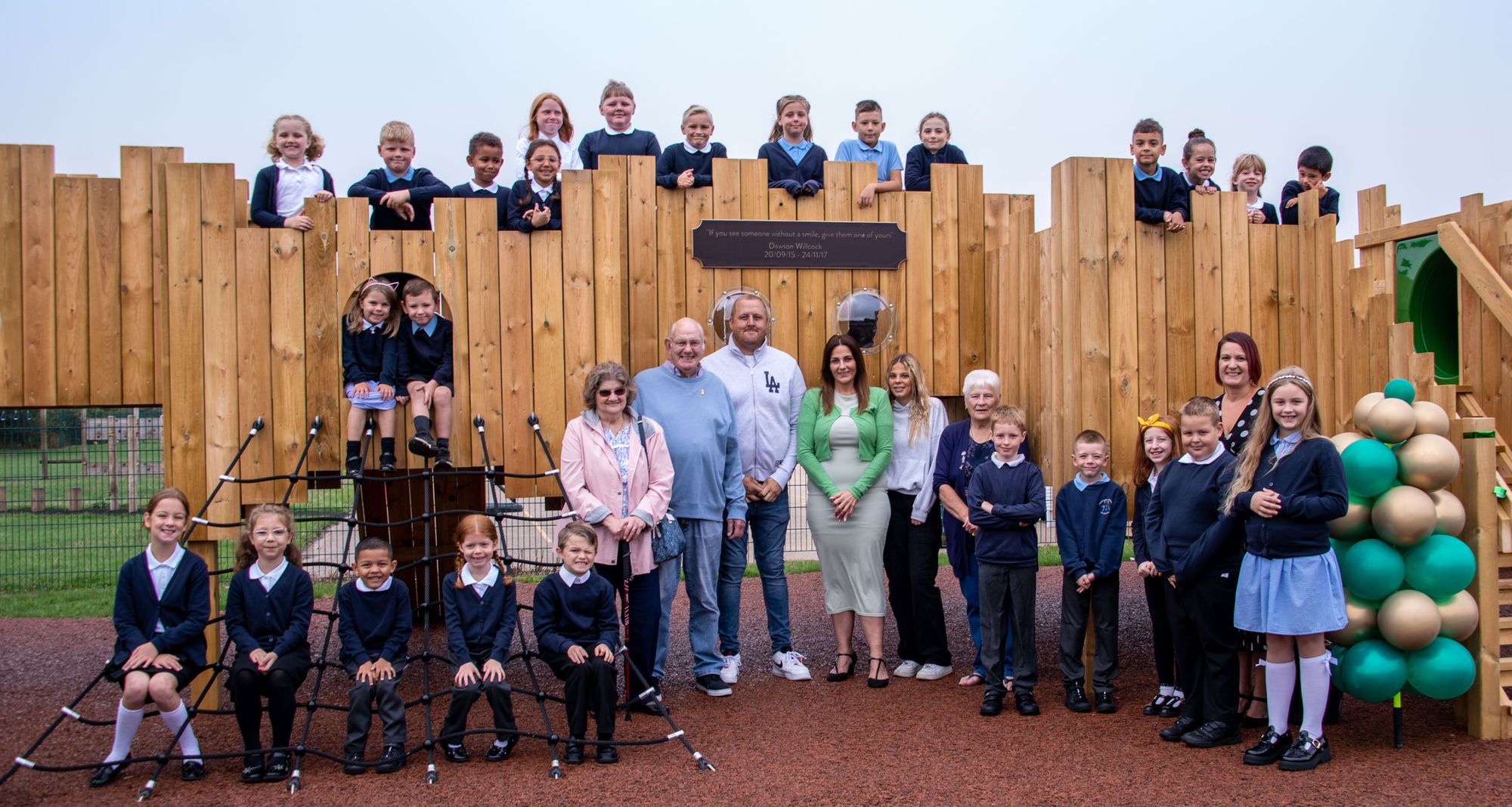Family fundraiser sees fort installed at Sutton-in-Ashfield school