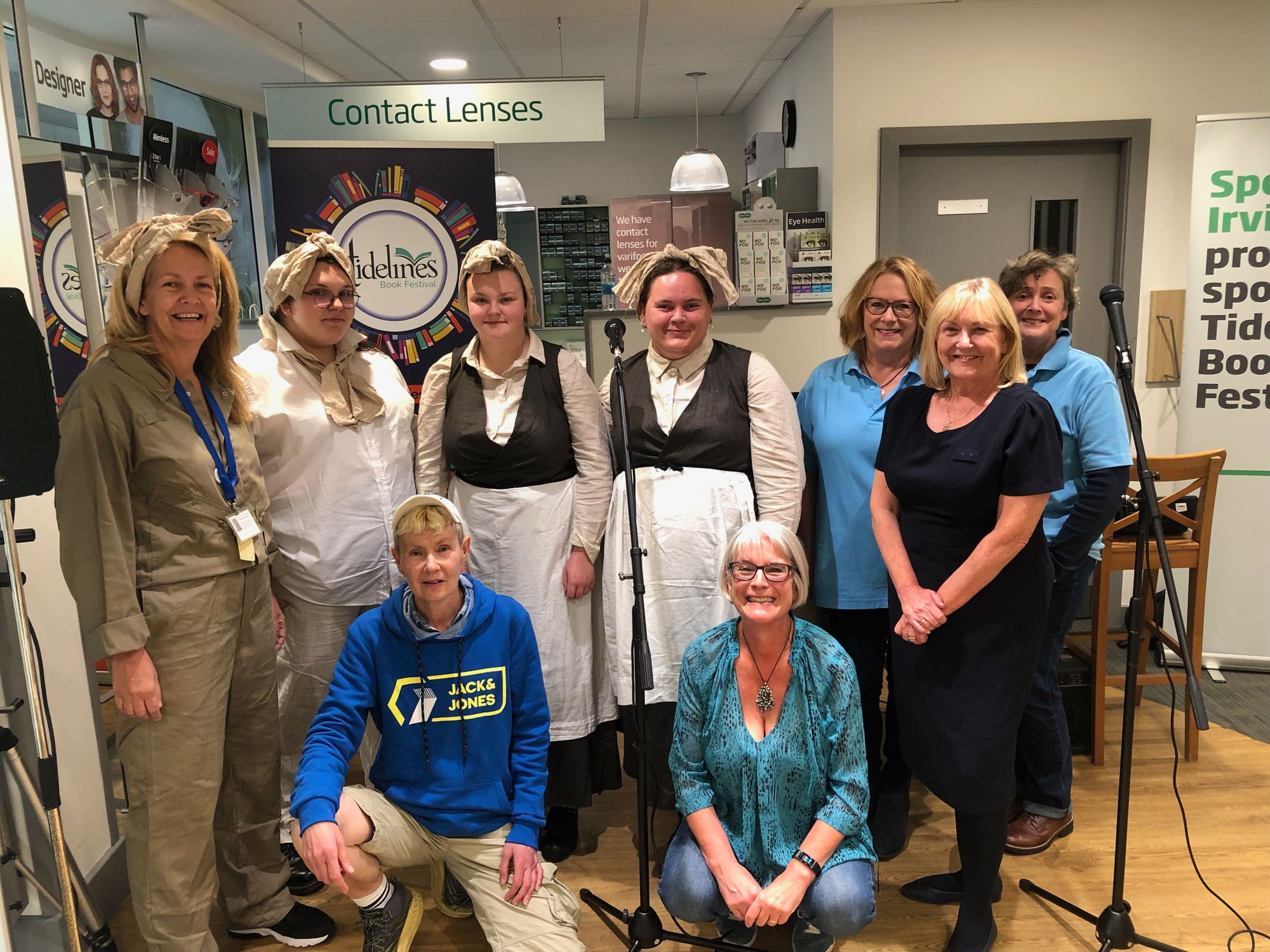 Cast of hit ICI-based play visit Specsavers in Irvine