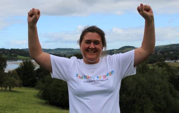 Friends tackle peaks in aid of children's hospices