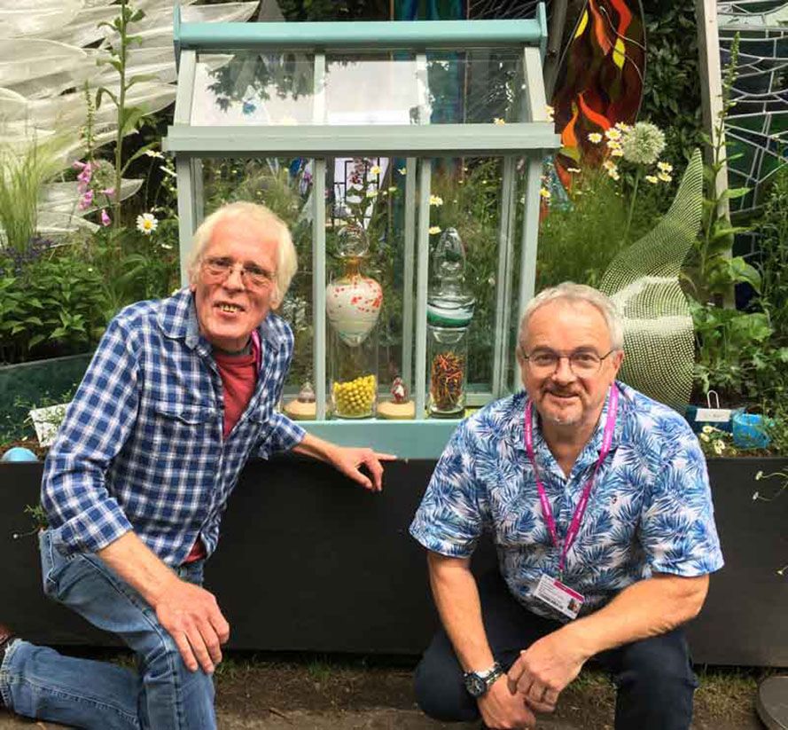 Stafford glass artist that displayed work at Chelsea Flower Show holds Eccleshall exhibition