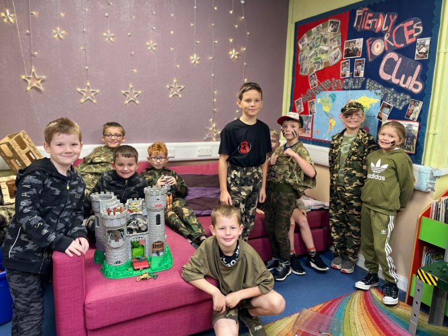 Carterton's little troopers raise £500 for military charities