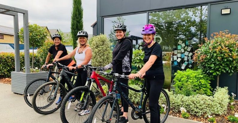 Crowthorne homebuilders cycle Buckler's Forest in aid of Samaritans