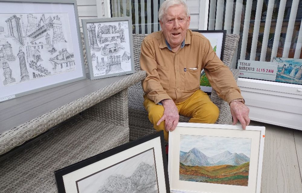 Denbighshire artist inspired by buildings and boulders of North Wales