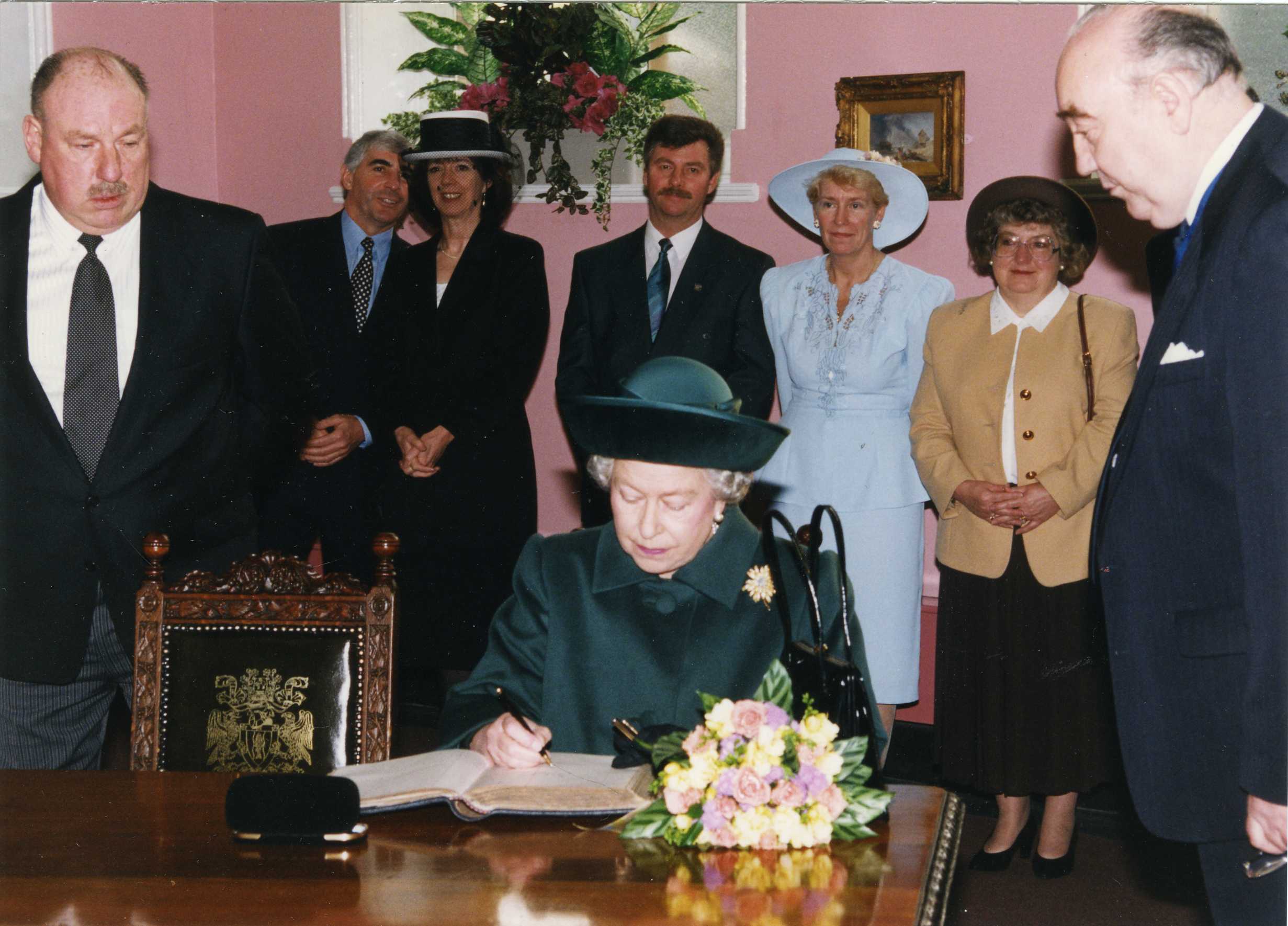 Rochdale political leaders pay their tribute following the death of the Queen