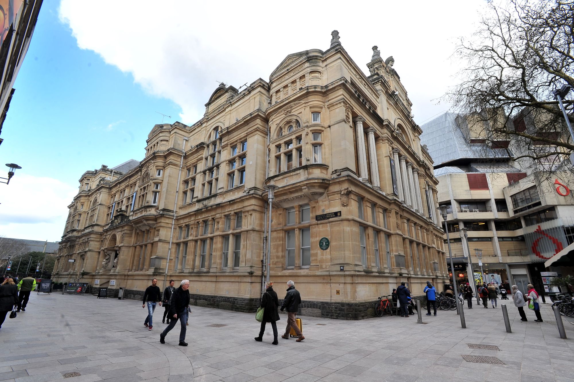 Visit Wales Gold award for Museum of Cardiff