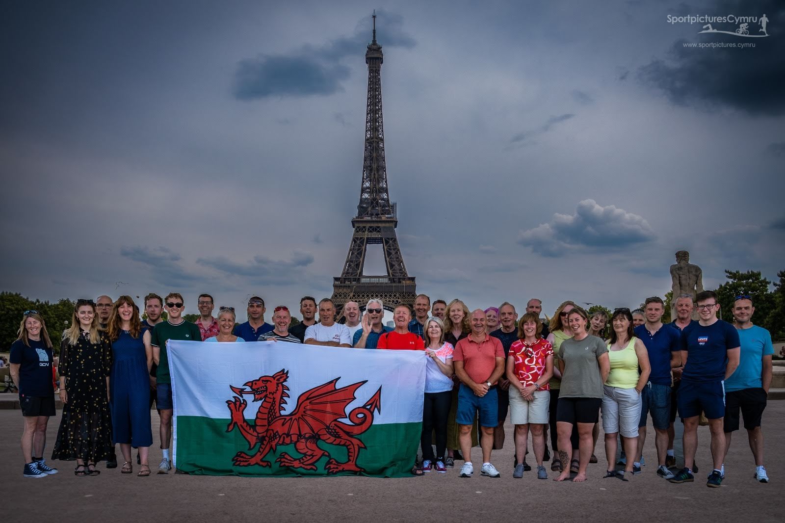 Coleg Llandrillo, Coleg Menai and Coleg Meirion-Dwyfor complete Charity London to Paris cycle ride