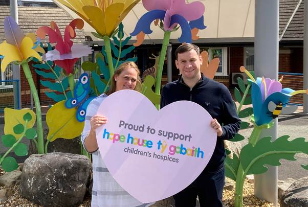Hope House Tŷ Gobaith children’s hospices seek sponsors for its charity Golf Day in Llandudno