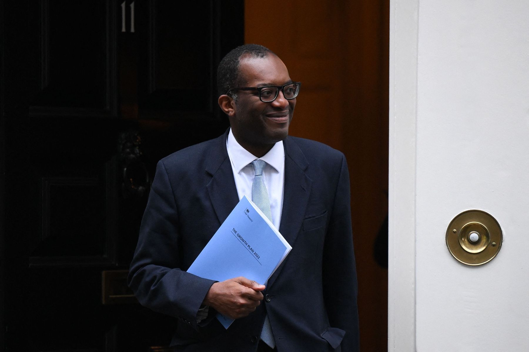Martin Lewis calls Chancellor's £60billion package to cut energy bills 'staggering'