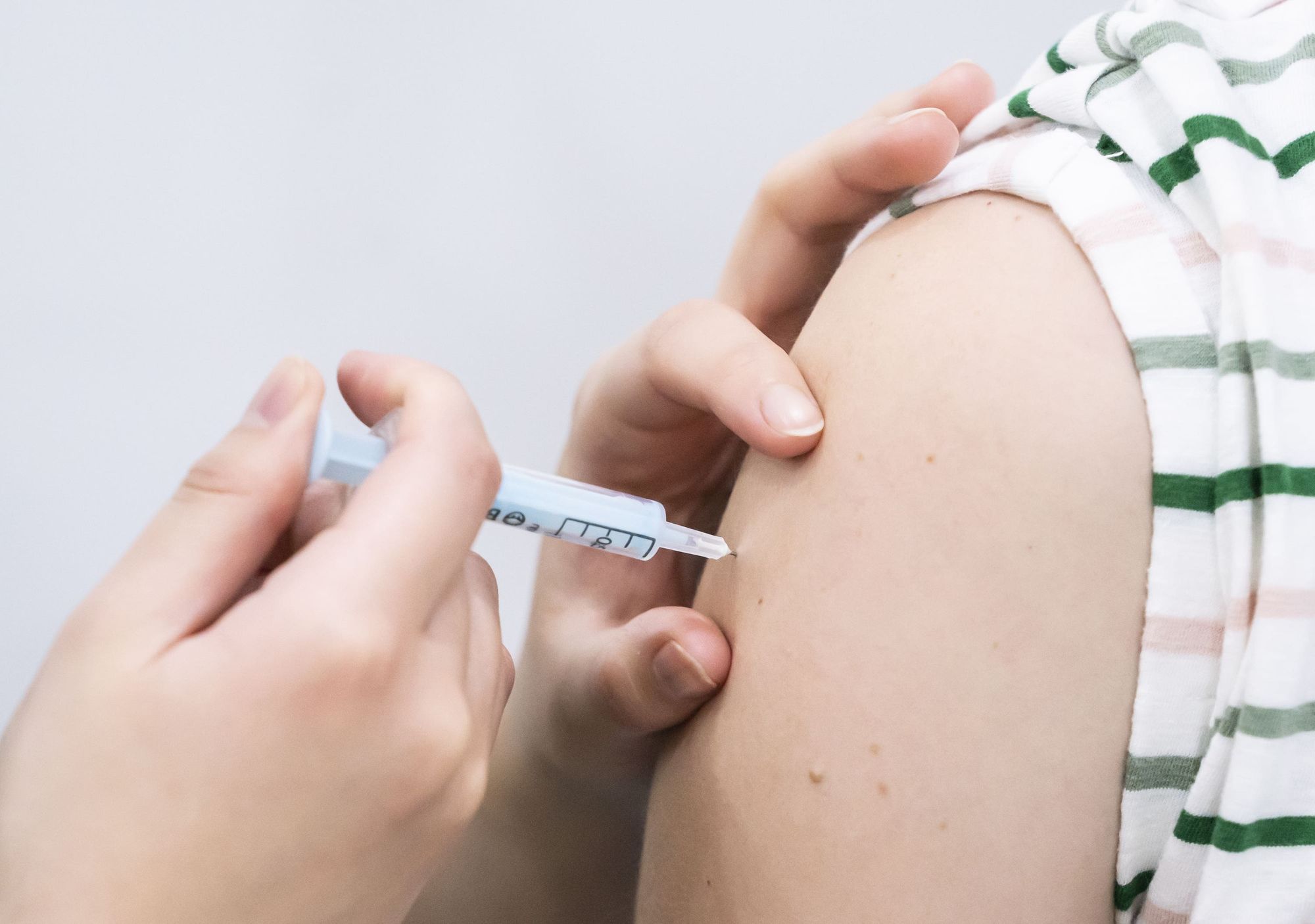 NHS to trial booking flu jabs online as it opens autumn Covid boosters to over 50s
