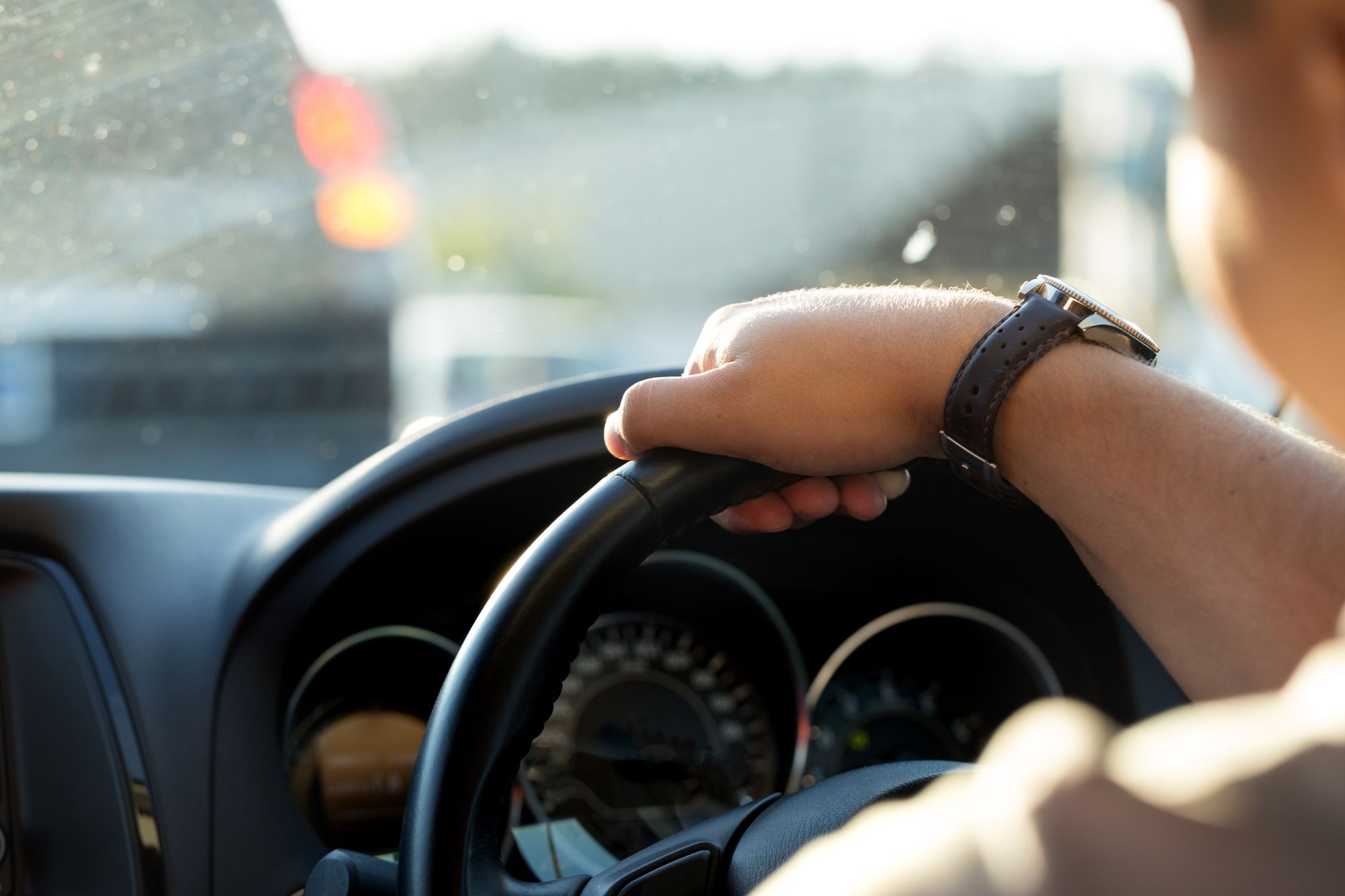 Top tips to clear up condensation from your car on cold mornings