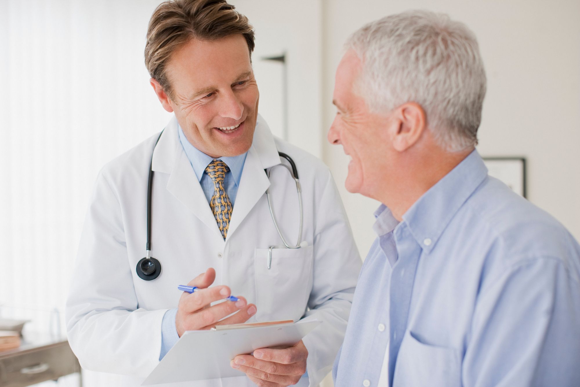 How to spot the early signs of Parkinson's