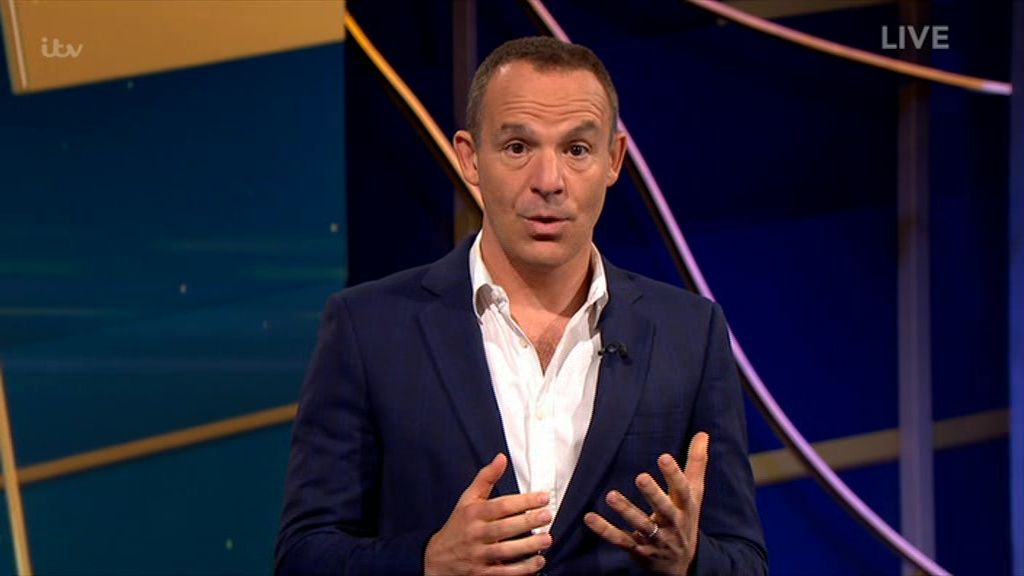 Martin Lewis fan follows this piece of advice from him and sees energy bills fall by £1,300