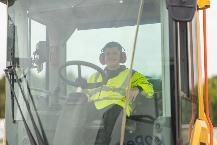 Dream comes true for roadworks fan as he gets behind-the-scenes look at major road scheme