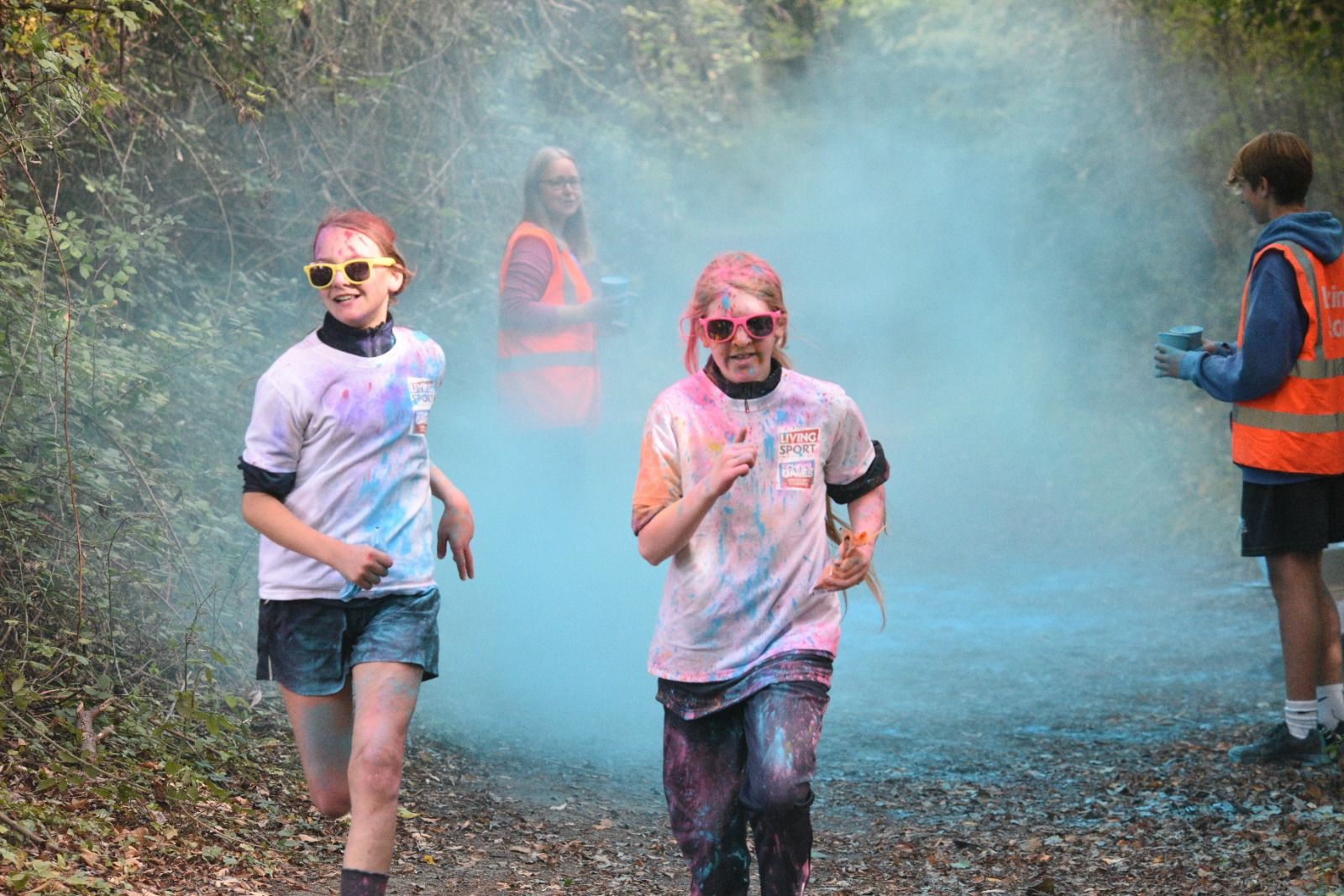 500 young people come together at Milton Country Park for day of colourful fun