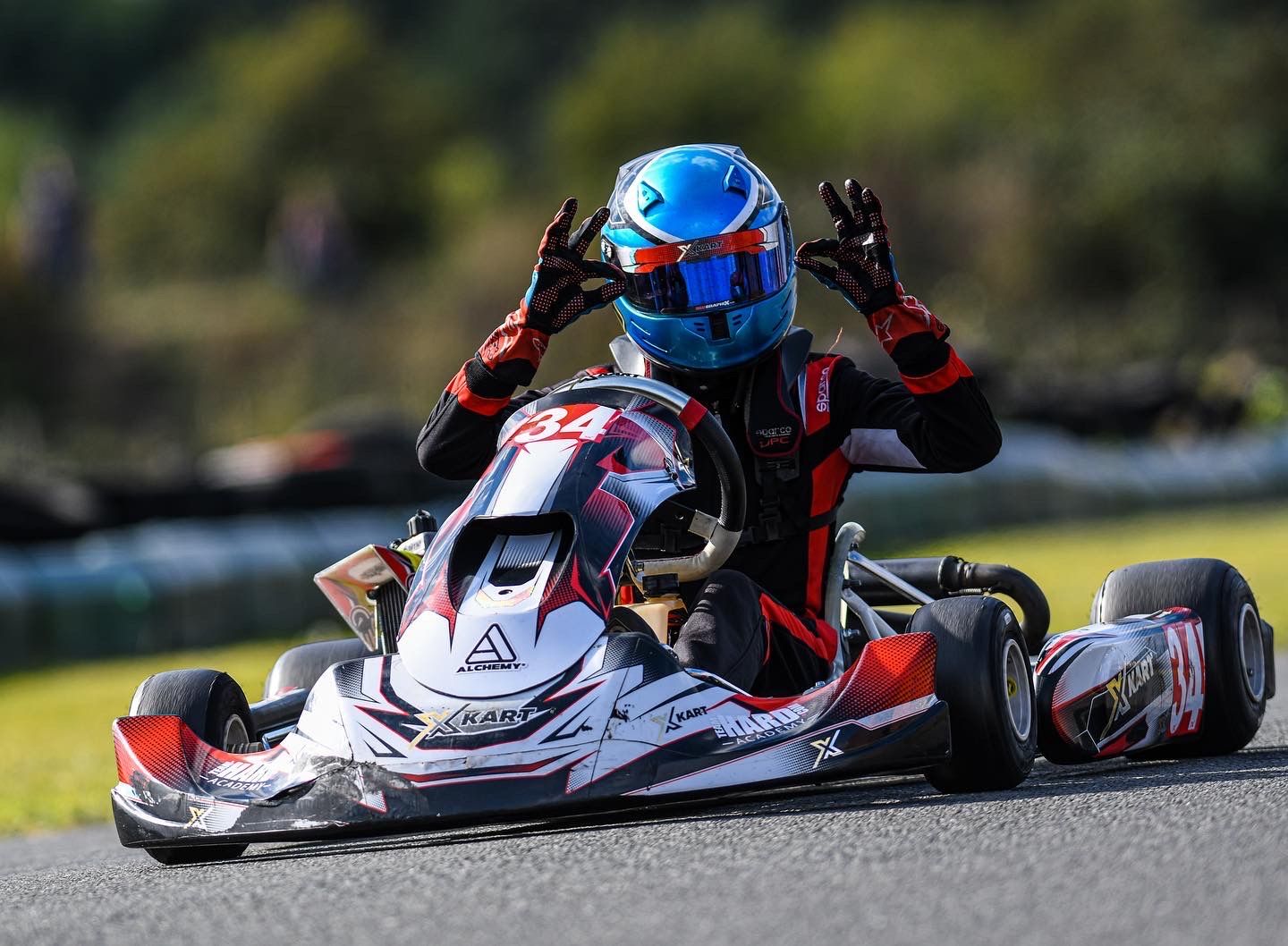 Nottingham teen kart star races to yet another victory