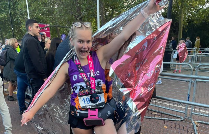 Deafblind Chessington woman completes first London Marathon