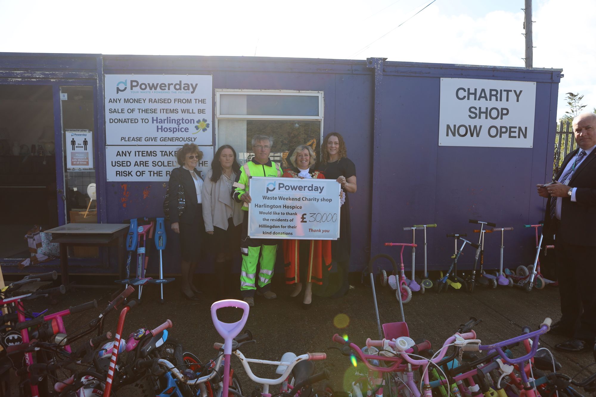 Hillingdon residents help raise £30,000 for Harlington Hospice
