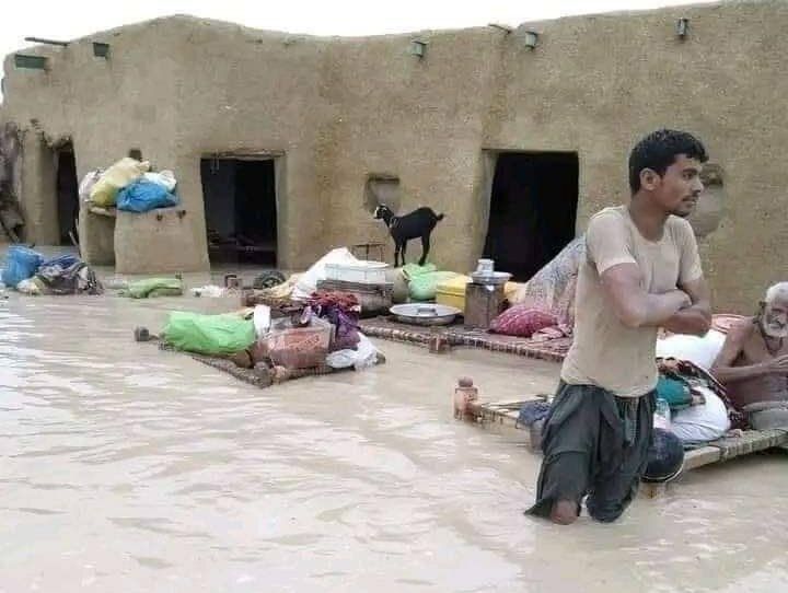 Surrey Freemasons raise £30,000 for Pakistan flood victims