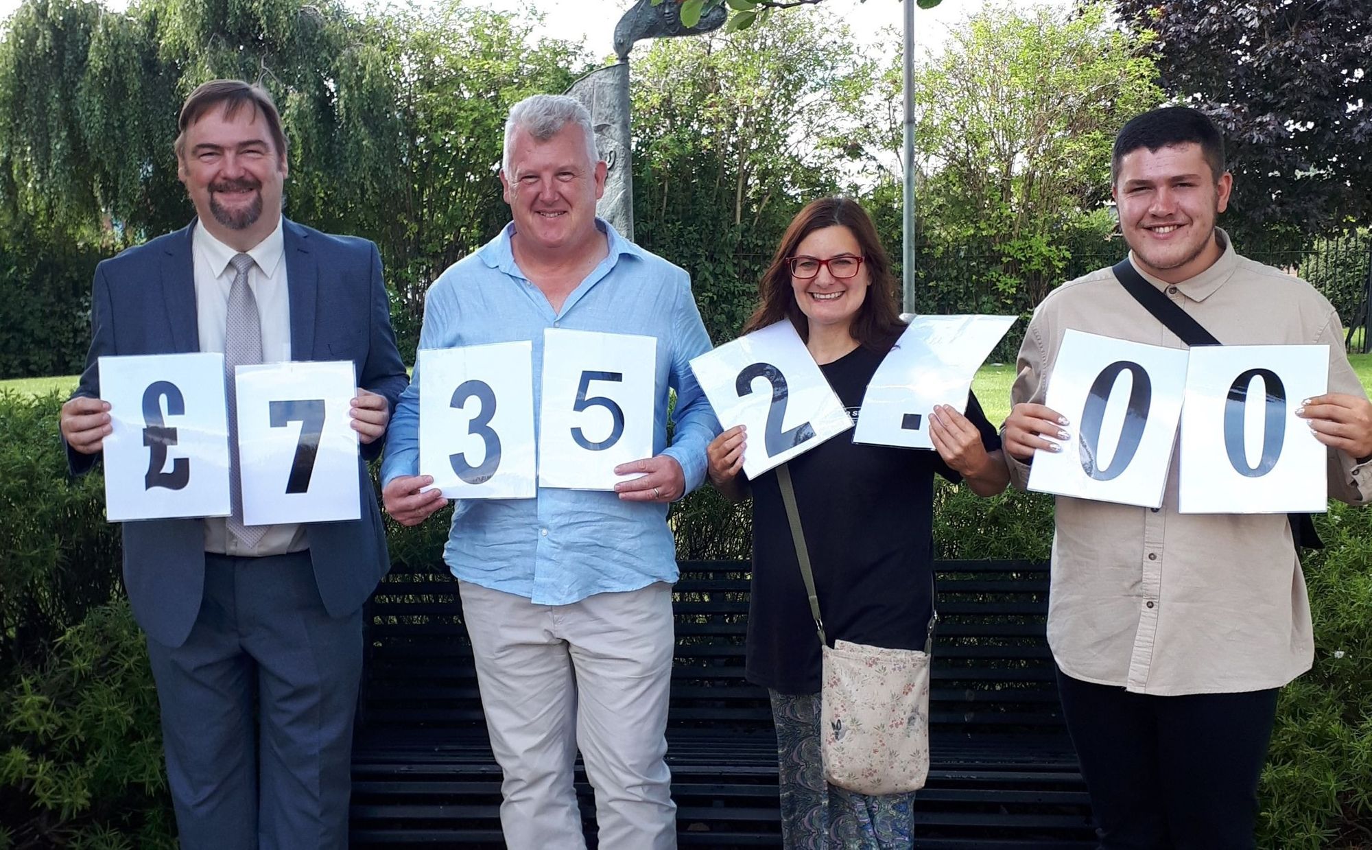 Former Halton mayor dishes out charity bounty for 2021-22