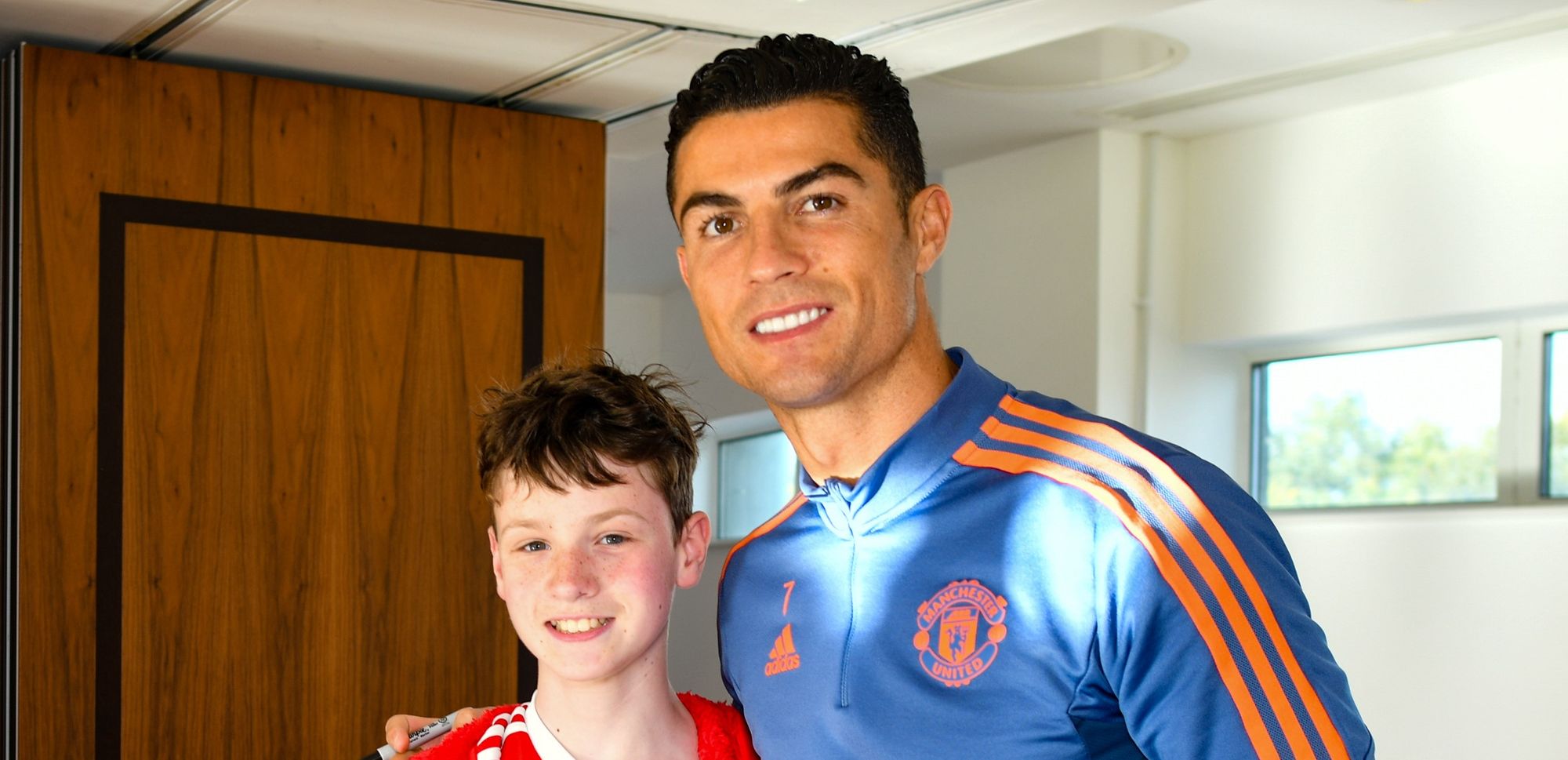 Manchester United fans enjoy 'Dream Day' with Ronaldo, Casemiro, and David de Gea