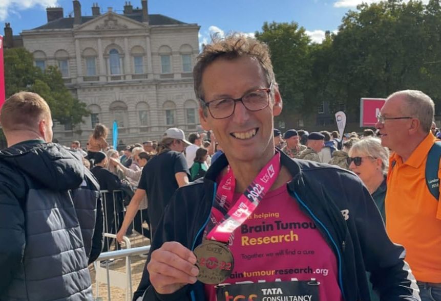 Rearsby man completes London Marathon in memory of his brother-in-law