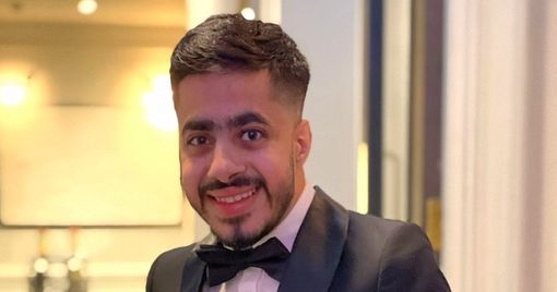 Manchester teenager lands prize for helping young people with stammers