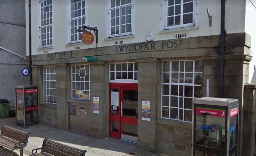 Ammanford Post Office reopening ahead of busy festive period