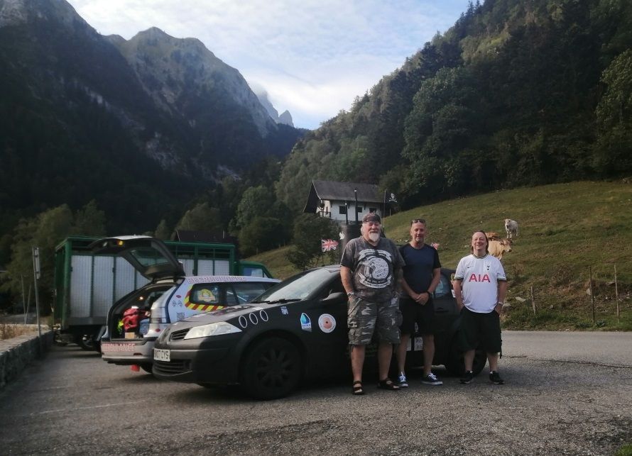From Dover to Gibraltar – the good ship Yarmageddon takes on veterans’ banger rally