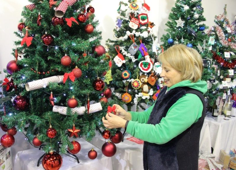 Festival of trees – Francis House Children’s Hospice opens pop-up event