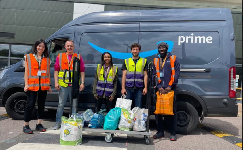 Ukrainian refugees supported by Rugby firm's donation