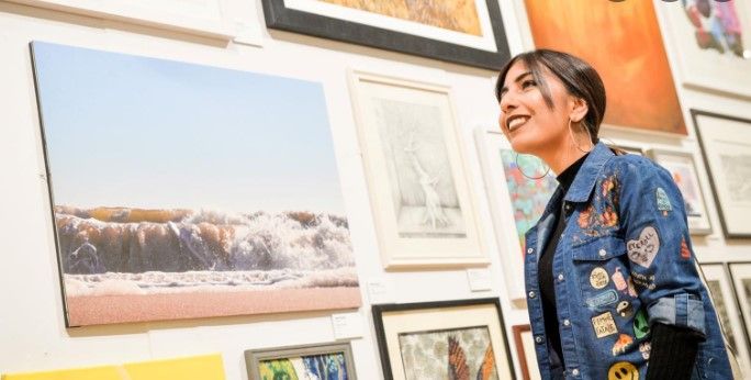 Leicester museum makes last call for art exhibition entrants