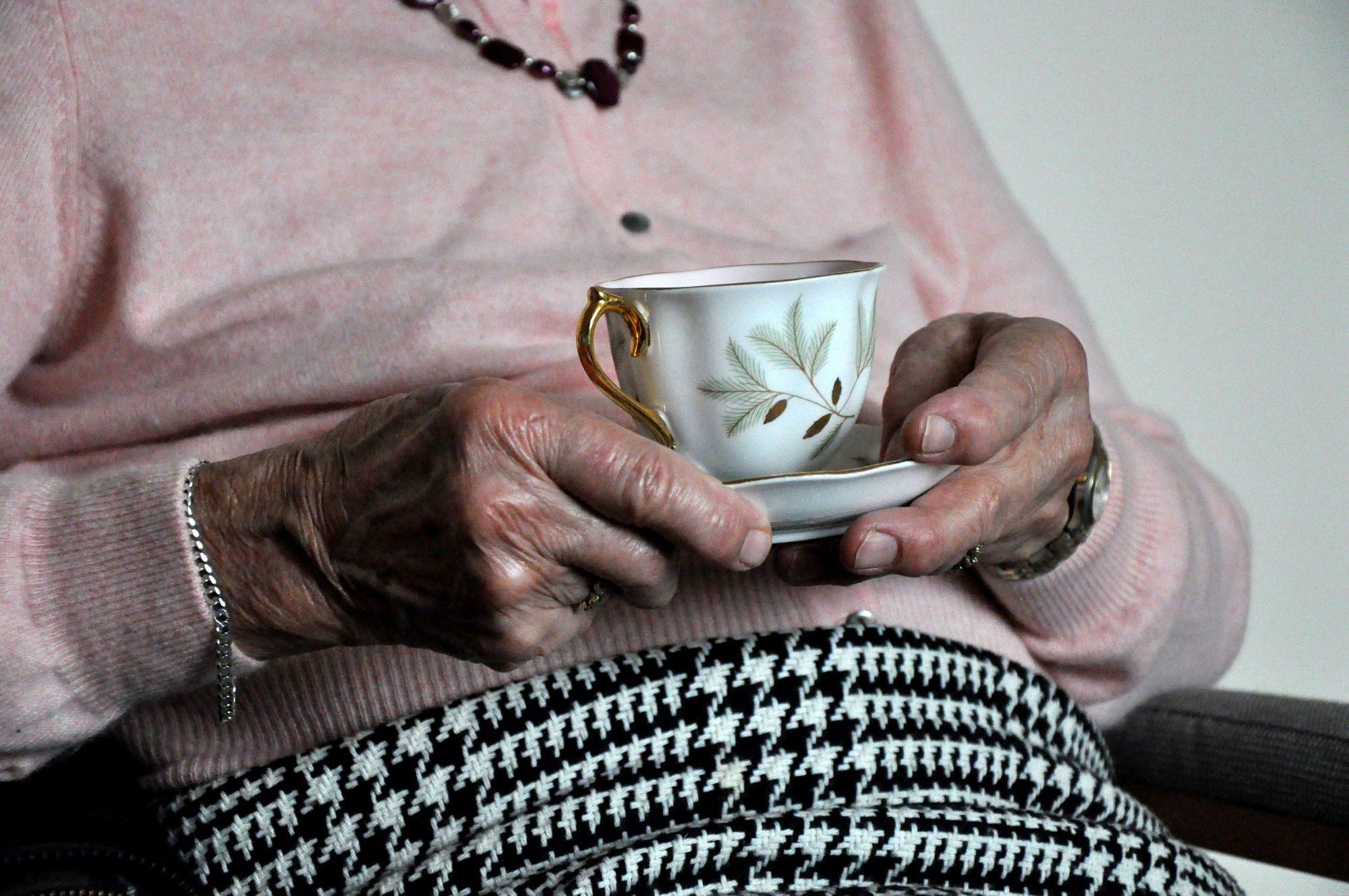New research reveals how to spot signs of dementia nine years before diagnosis