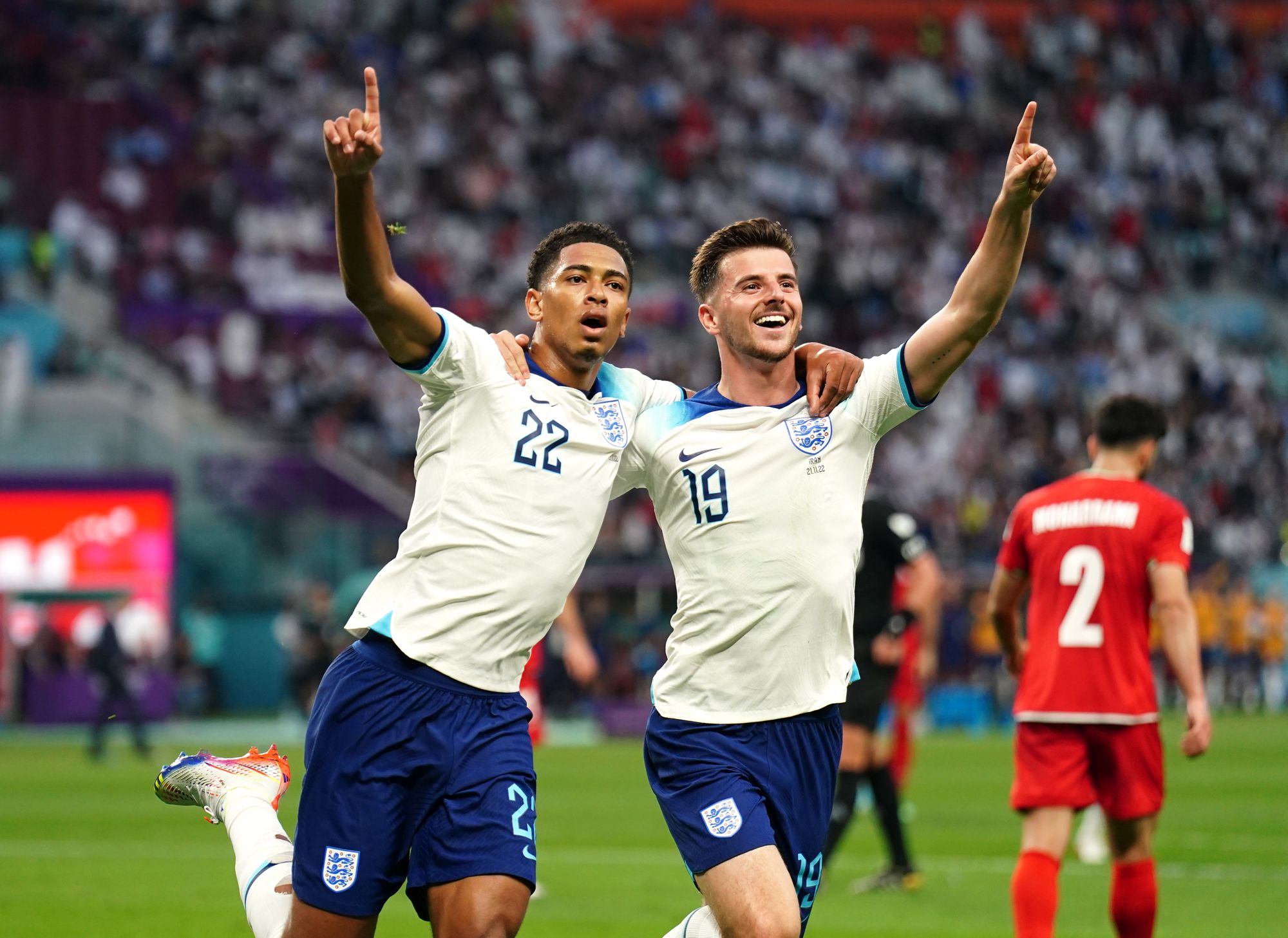 England roar to stunning 62 victory over Iran in World Cup opener