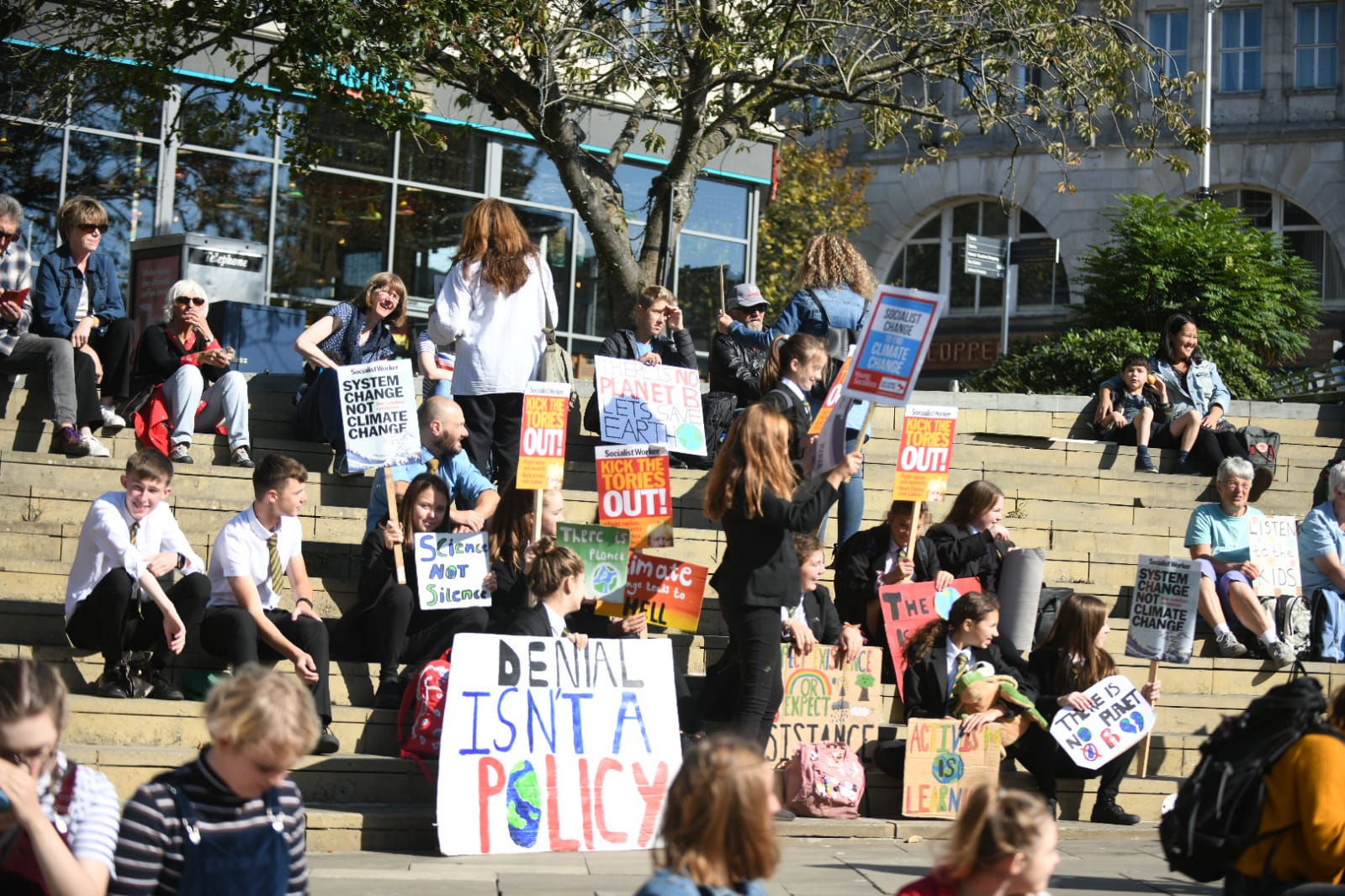 Climate change campaigners to hold Swansea demonstration