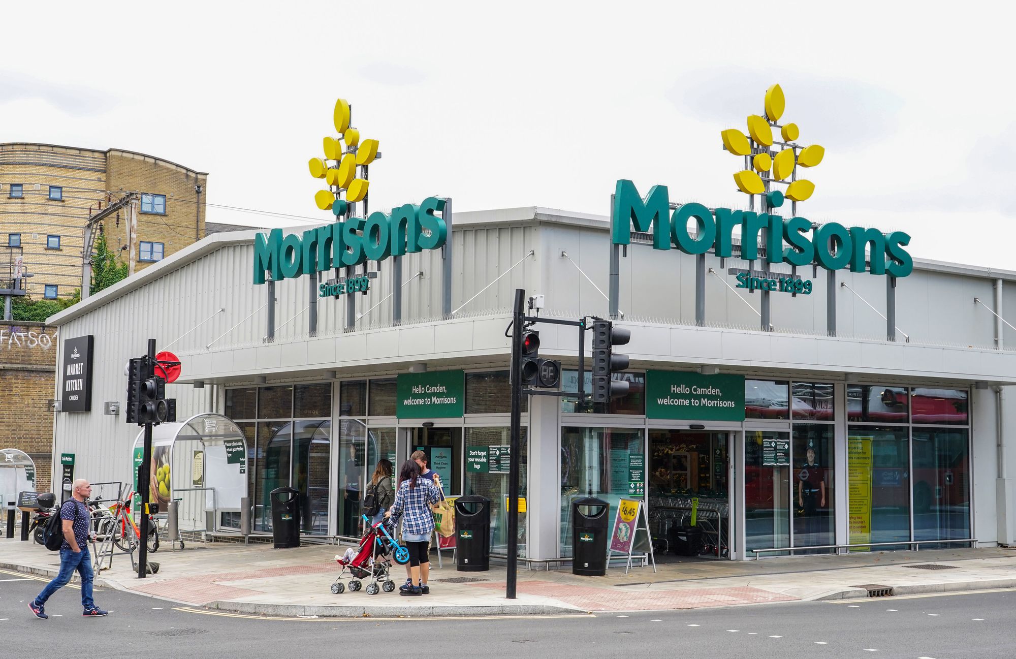 Angry shoppers slam Morrisons over cancelled online orders National