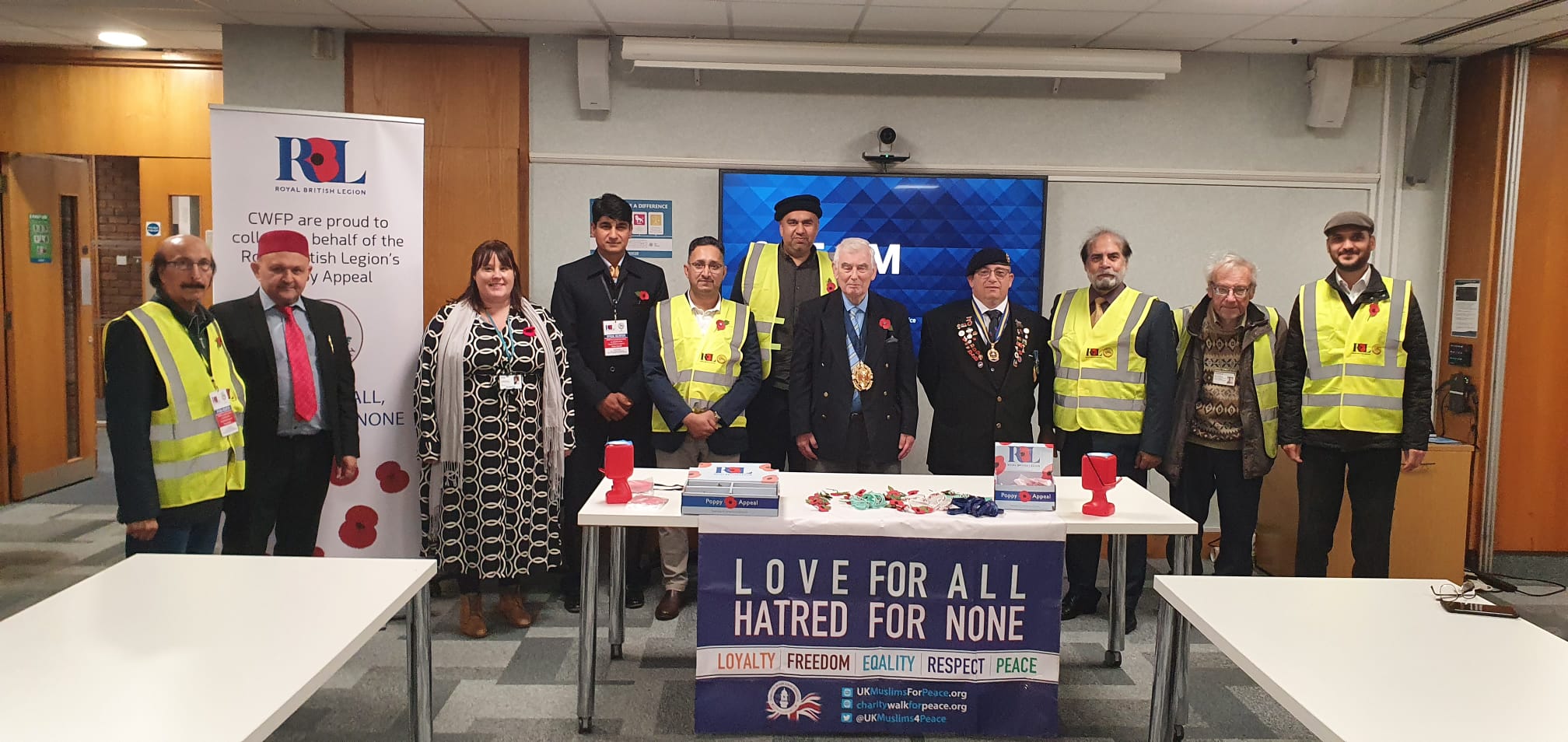 Aldershot and Farnborough Poppy Appeals to be supported by Ahmadiyya Muslim Elders Association