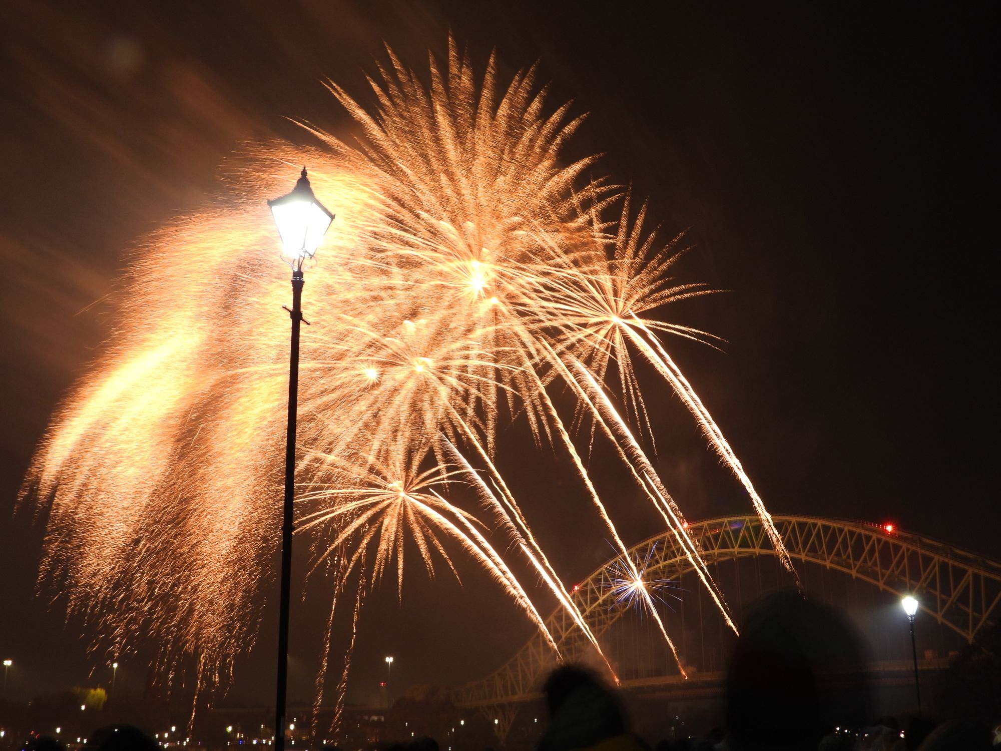 'Amazing' Halton fireworks light up the sky