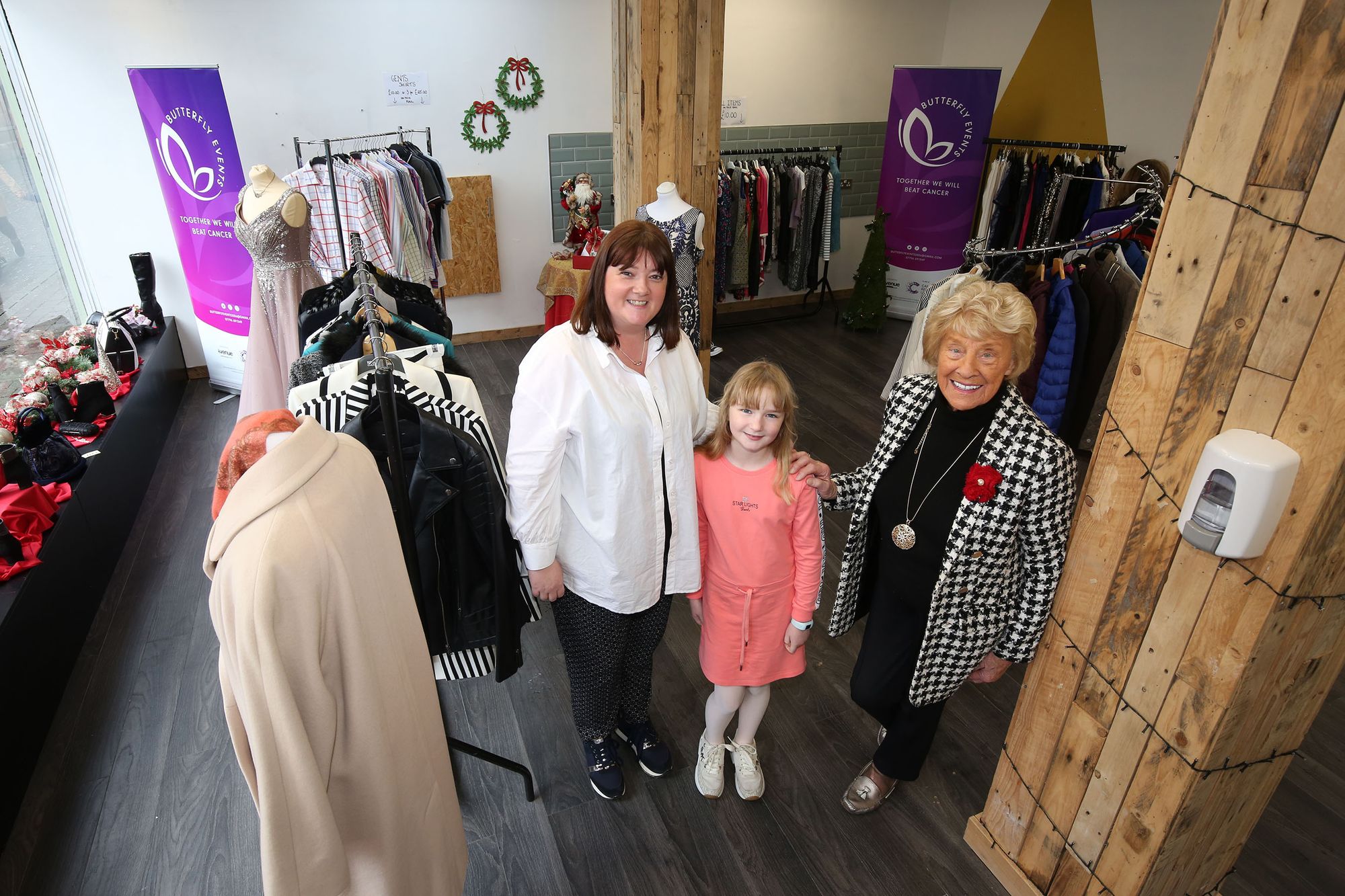 Pop-up charity boutique opens in Ayr in aid of Cancer Research UK