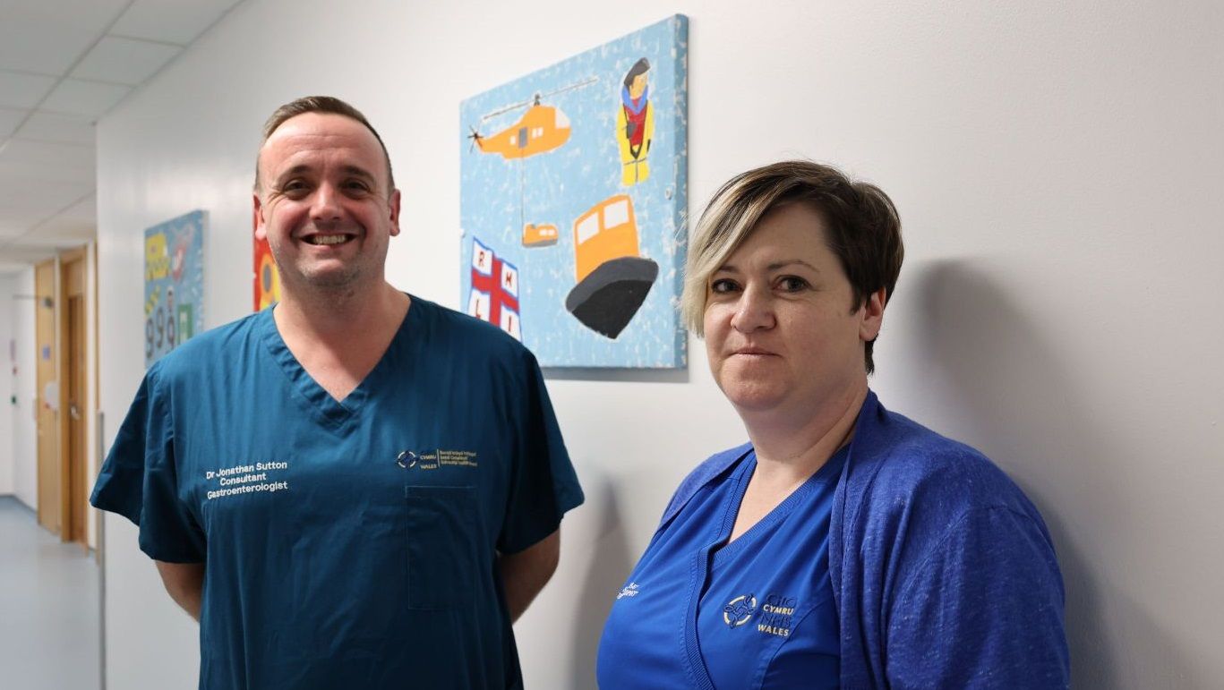 Ysbyty Gwynedd in Bangor trials new bowel cancer test