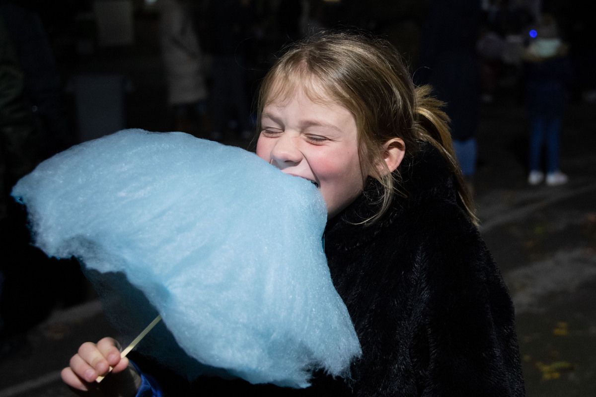 Pupils of Bilsthorpe Flying High Academy enjoy community fireworks event