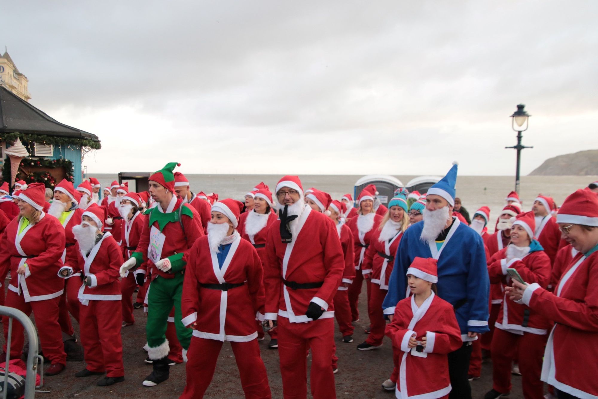 St David's Hospice: Free Santa Run places for hospice supporters