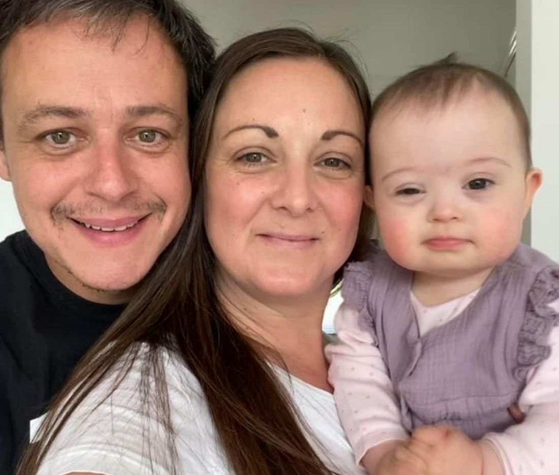 Rochdale couple raise thousands for Manchester hospital in memory of baby daughter