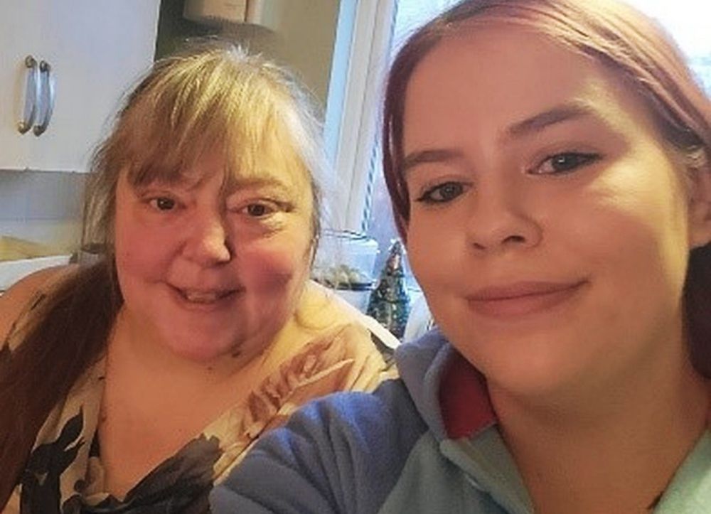 Seizures will not stop Peterborough mum's fundraising squat challenge