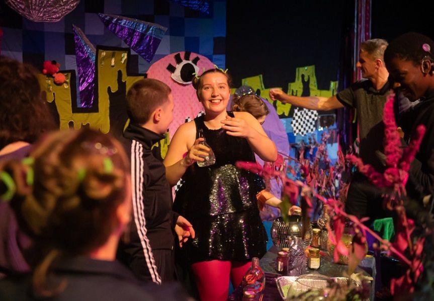 Deaf, disabled, and neurodivergent showcase talents at DaDaFest International Festival